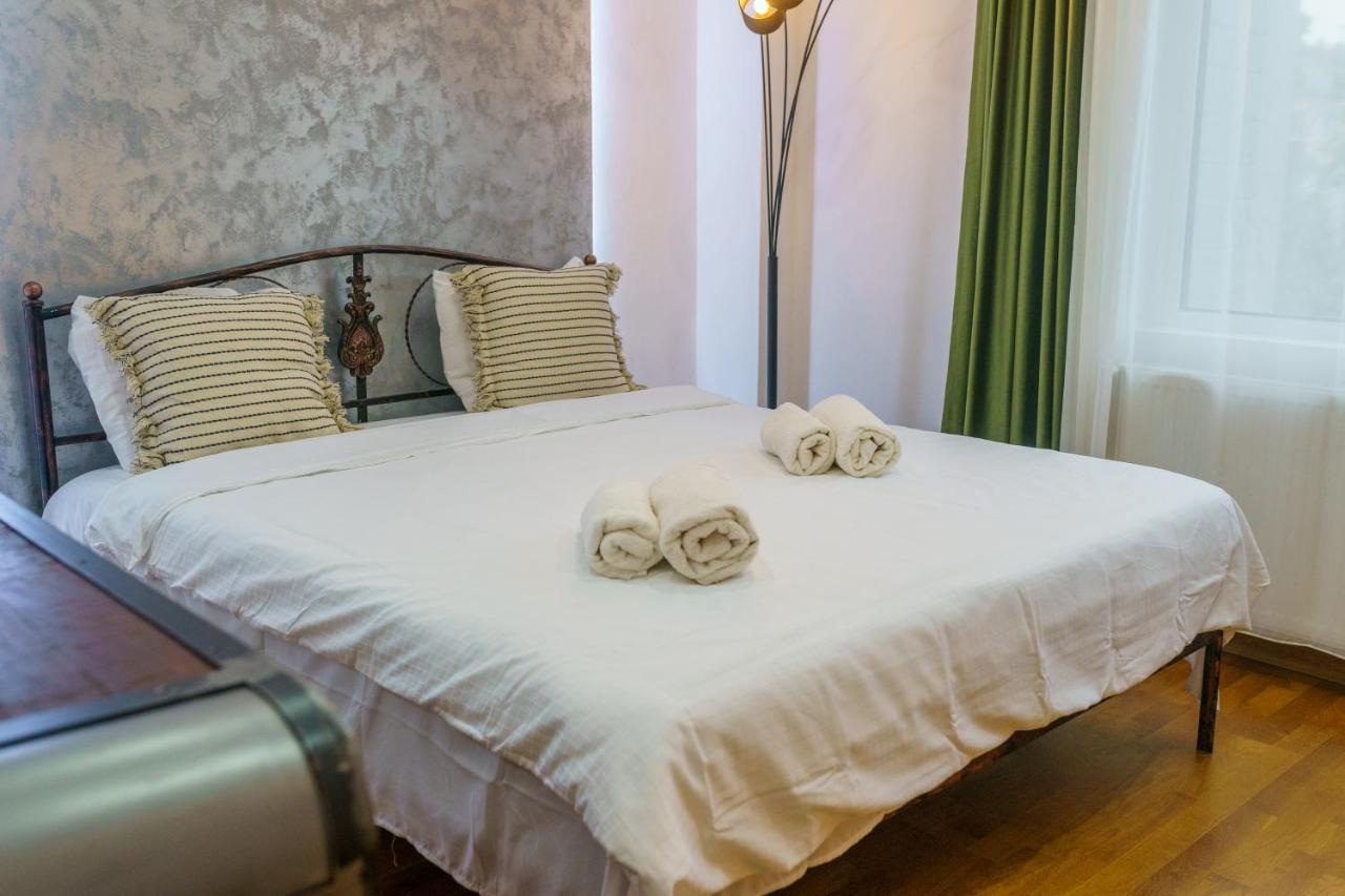 Main Square 5 Star Luxury Apartment With View Kolozsvár Kültér fotó