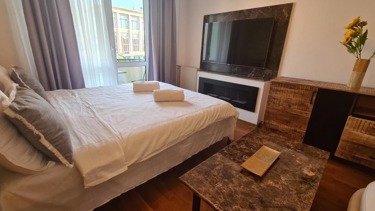 Main Square 5 Star Luxury Apartment With View Kolozsvár Kültér fotó